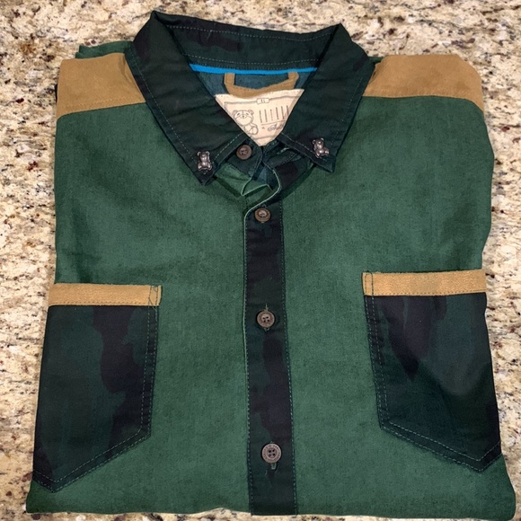 Men’s Entree LS Lifestyle Long Sleeve Button Down Shirt - Picture 3 of 17